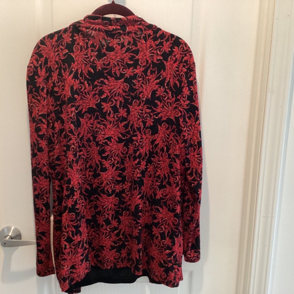 JM Collection woman’s top. Size 1x. - Picture 8 of 9
